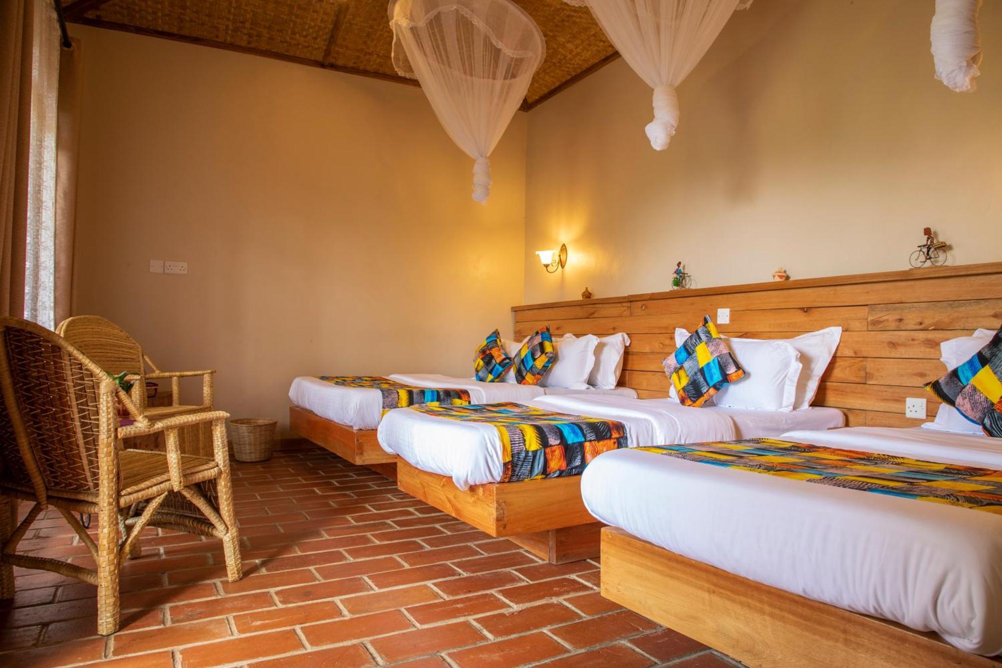 Villa Kaswa Guest Farm Fort Portal Exterior foto
